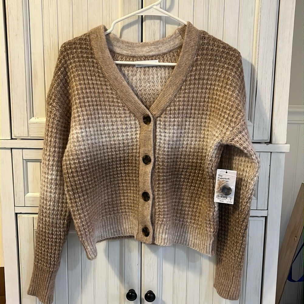 Supersoft Cardigan. Size L never worn multi shades of brown